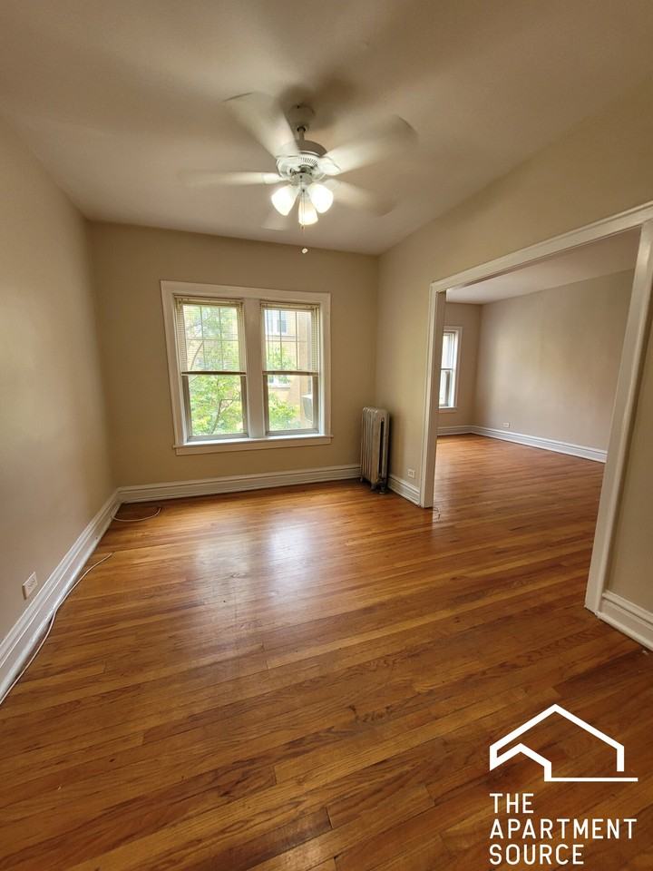 916 Reba Pl #2N - Photo 4 of 7