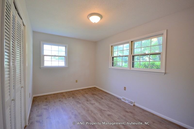 53 Tipperary Dr - Photo 7 of 12
