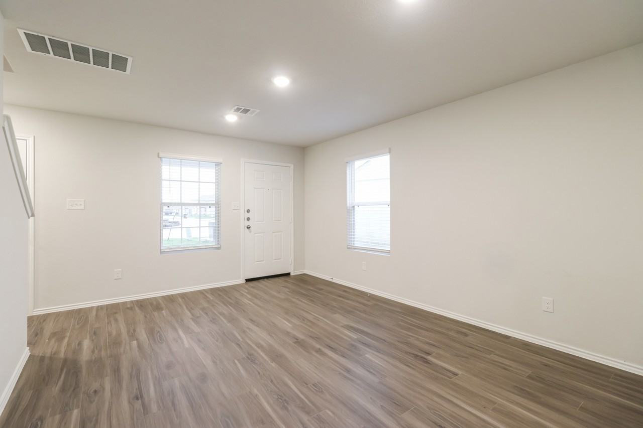 13410 Musky Dr - Photo 2 of 13