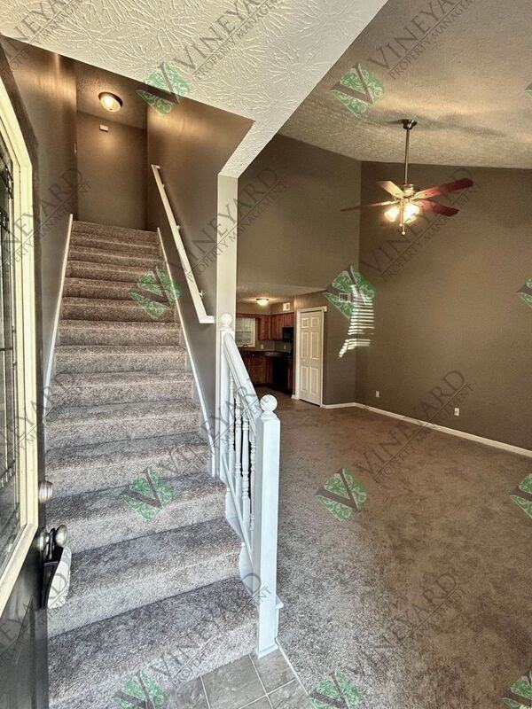 101 Twin Pines Ct - Photo 3 of 22