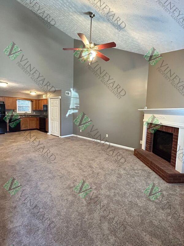 101 Twin Pines Ct - Photo 4 of 22