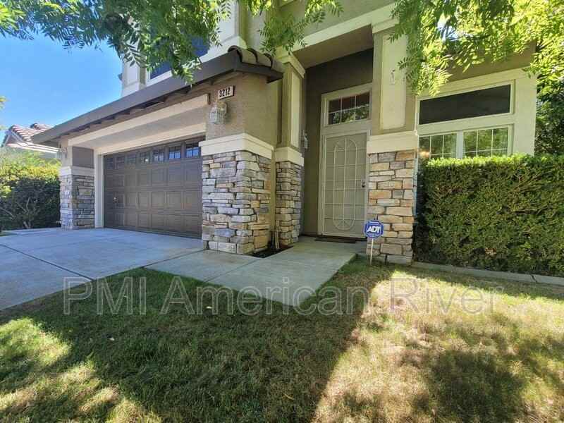 3212 Turnbuckle Cir - Photo 2 of 25