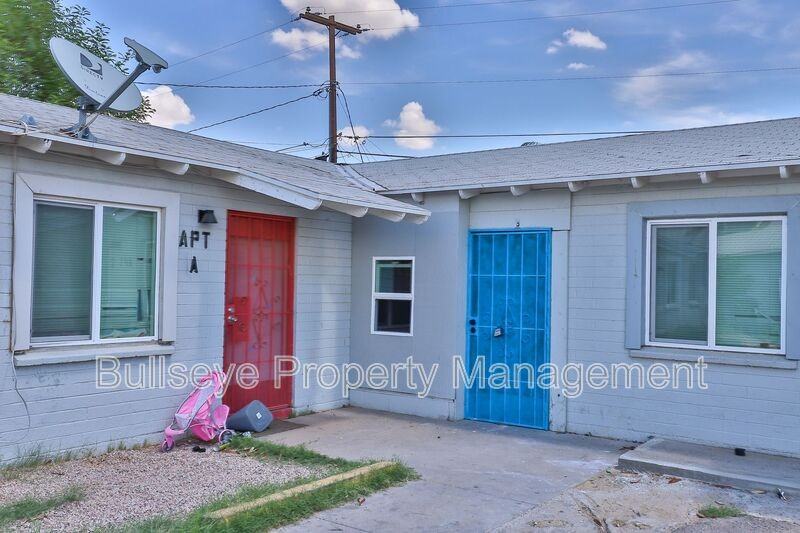 545 S Hobson #B - Photo 2 of 14