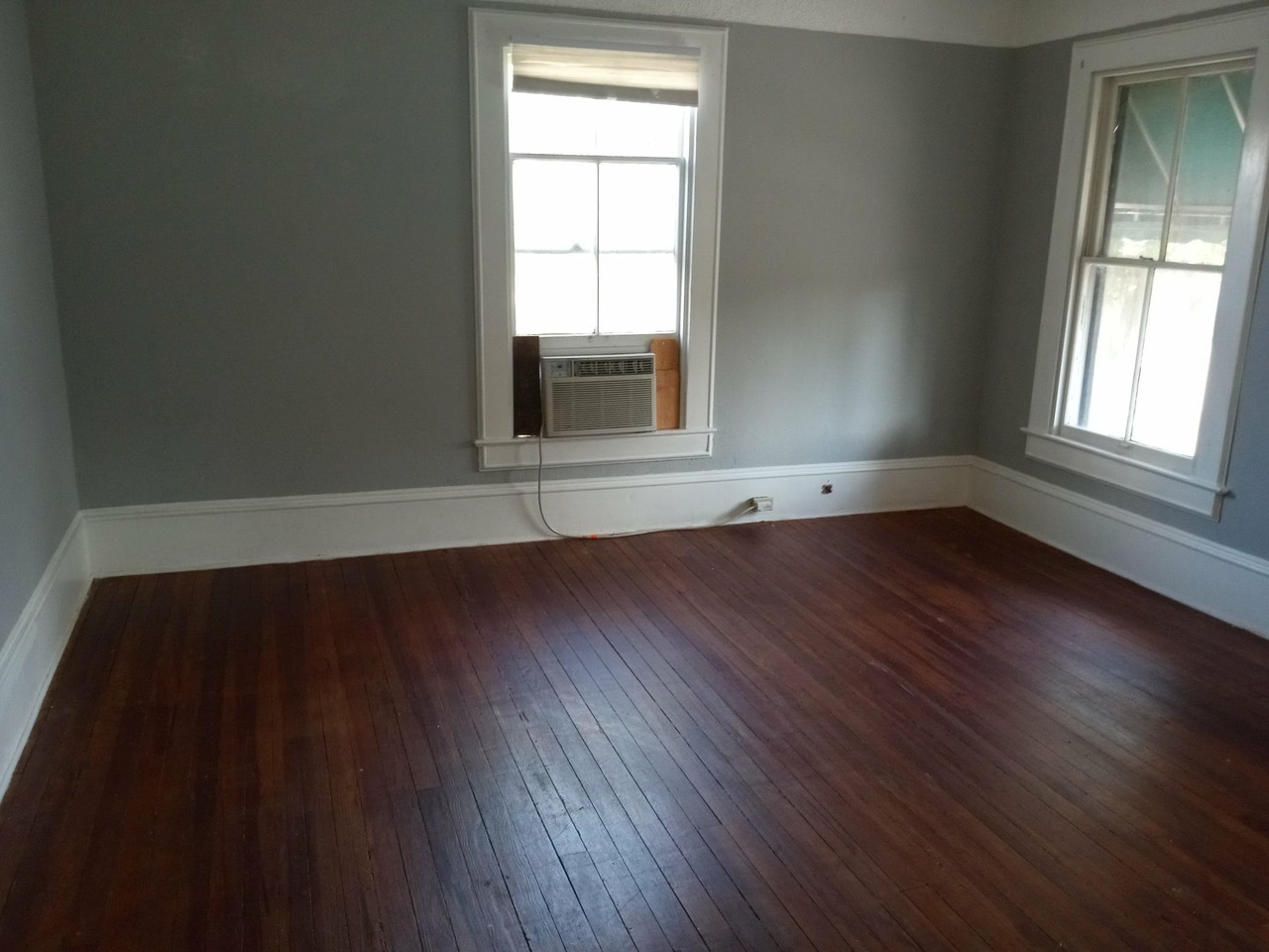 109 S 3rd St #3 - Photo 3 of 6