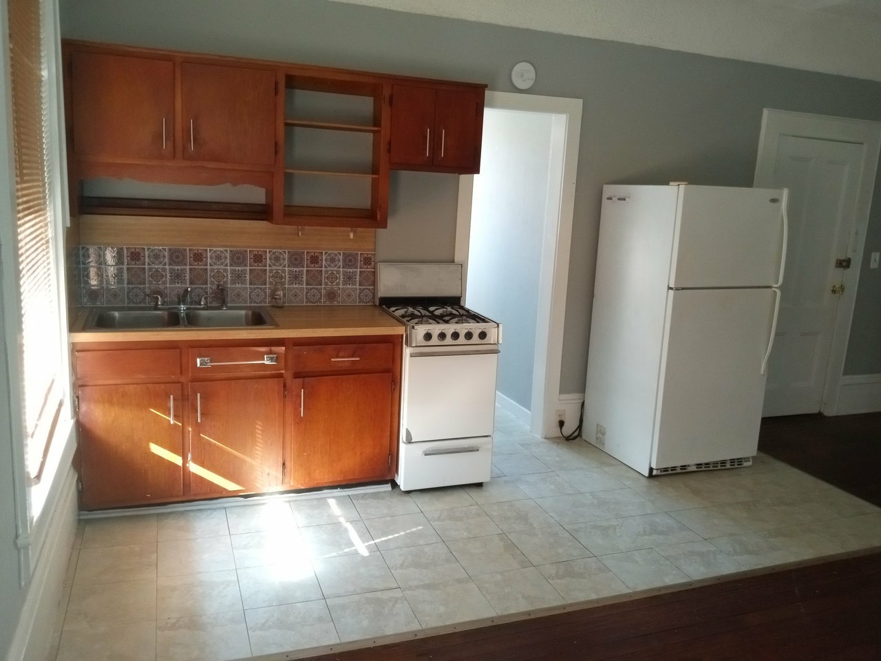 109 S 3rd St #3 - Photo 6 of 6