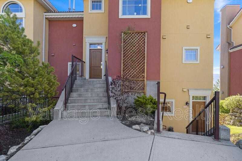 1401 Country Club Dr - Photo 2 of 29