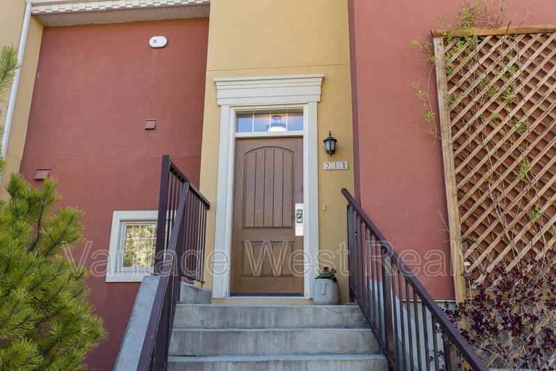 1401 Country Club Dr - Photo 3 of 29