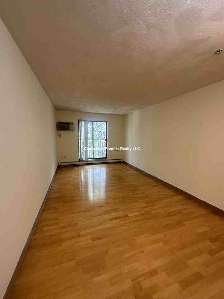 Highland Ave. & West #320 - Photo 2 of 16