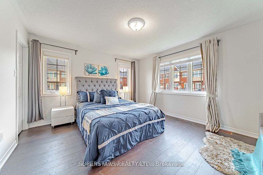 15 Fimco Crescent - Photo 3 of 8