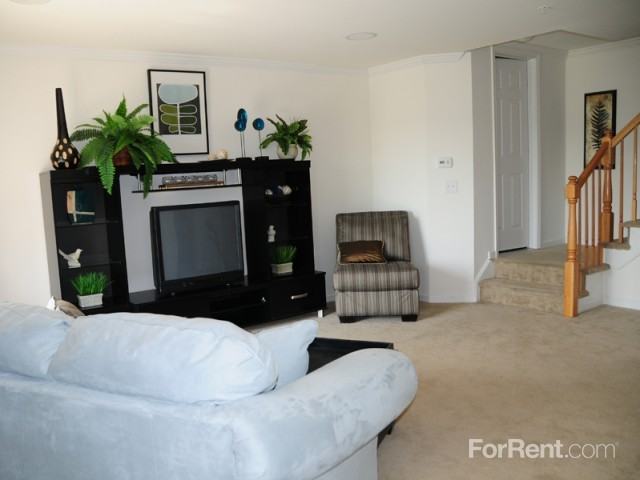 Meridian Terrace and Square - Photo 2 of 12