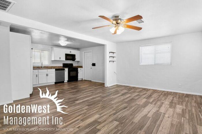 4730 N 23rd Ave - Photo 3 of 16