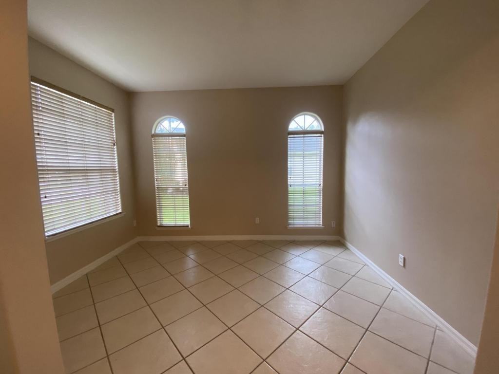 1637 Talon Ct - Photo 3 of 24