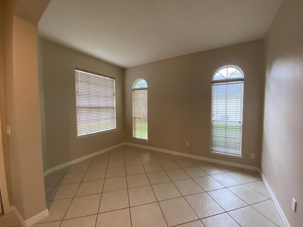 1637 Talon Ct - Photo 4 of 24