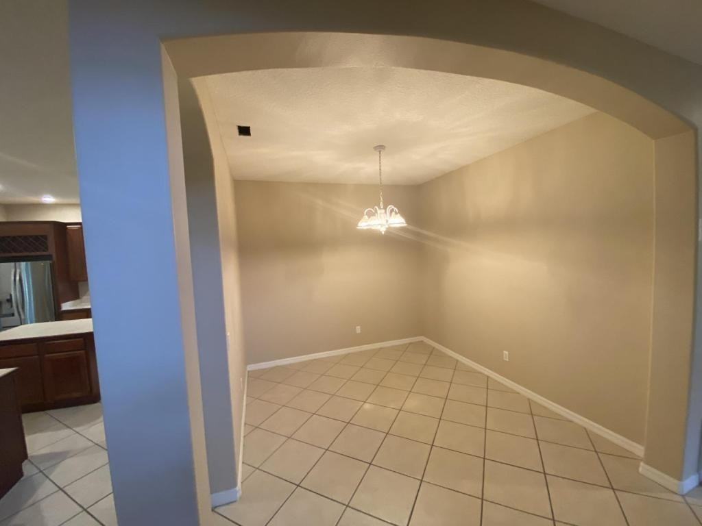 1637 Talon Ct - Photo 5 of 24