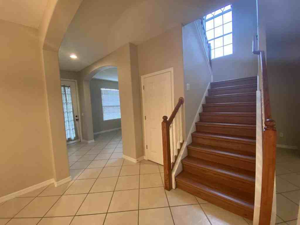 1637 Talon Ct - Photo 6 of 24
