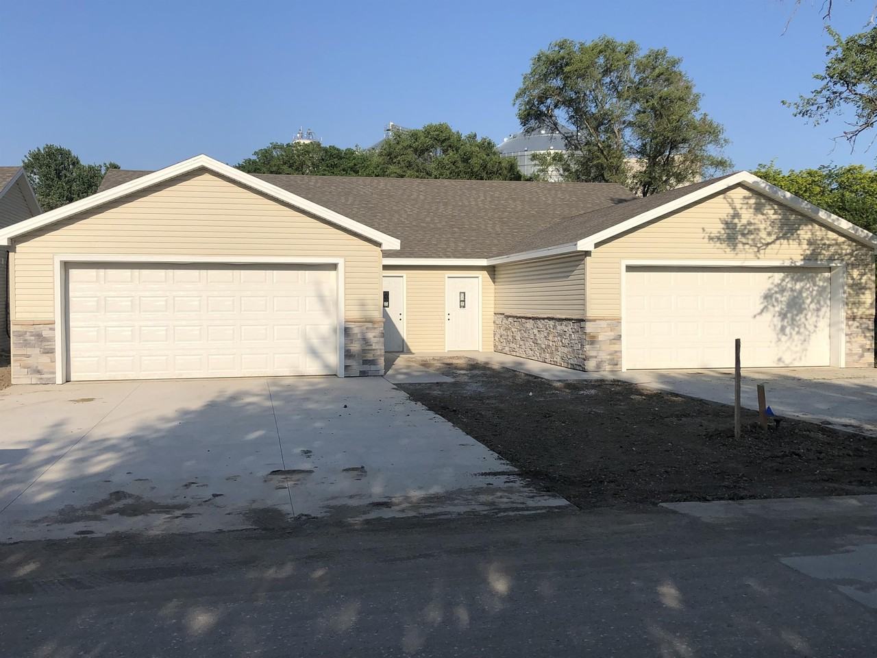 230 Pleasant St - Photo 2 of 2