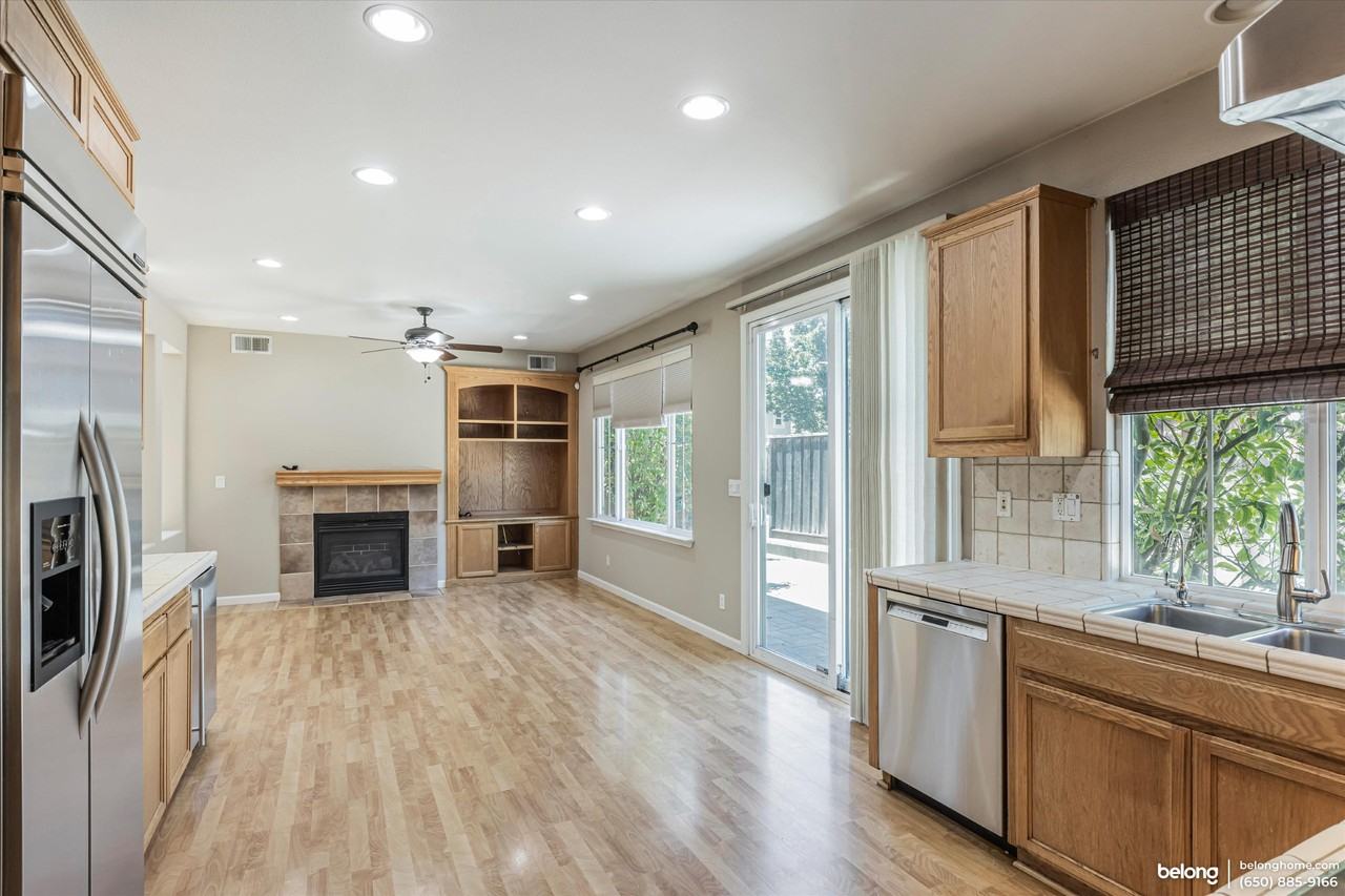 2721 Moet Ln - Photo 7 of 22
