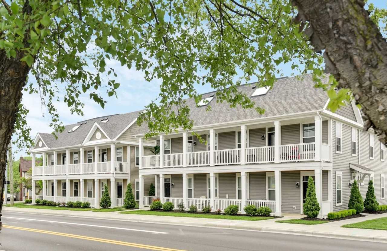 Concord Square Apartments - Photo 5 of 23