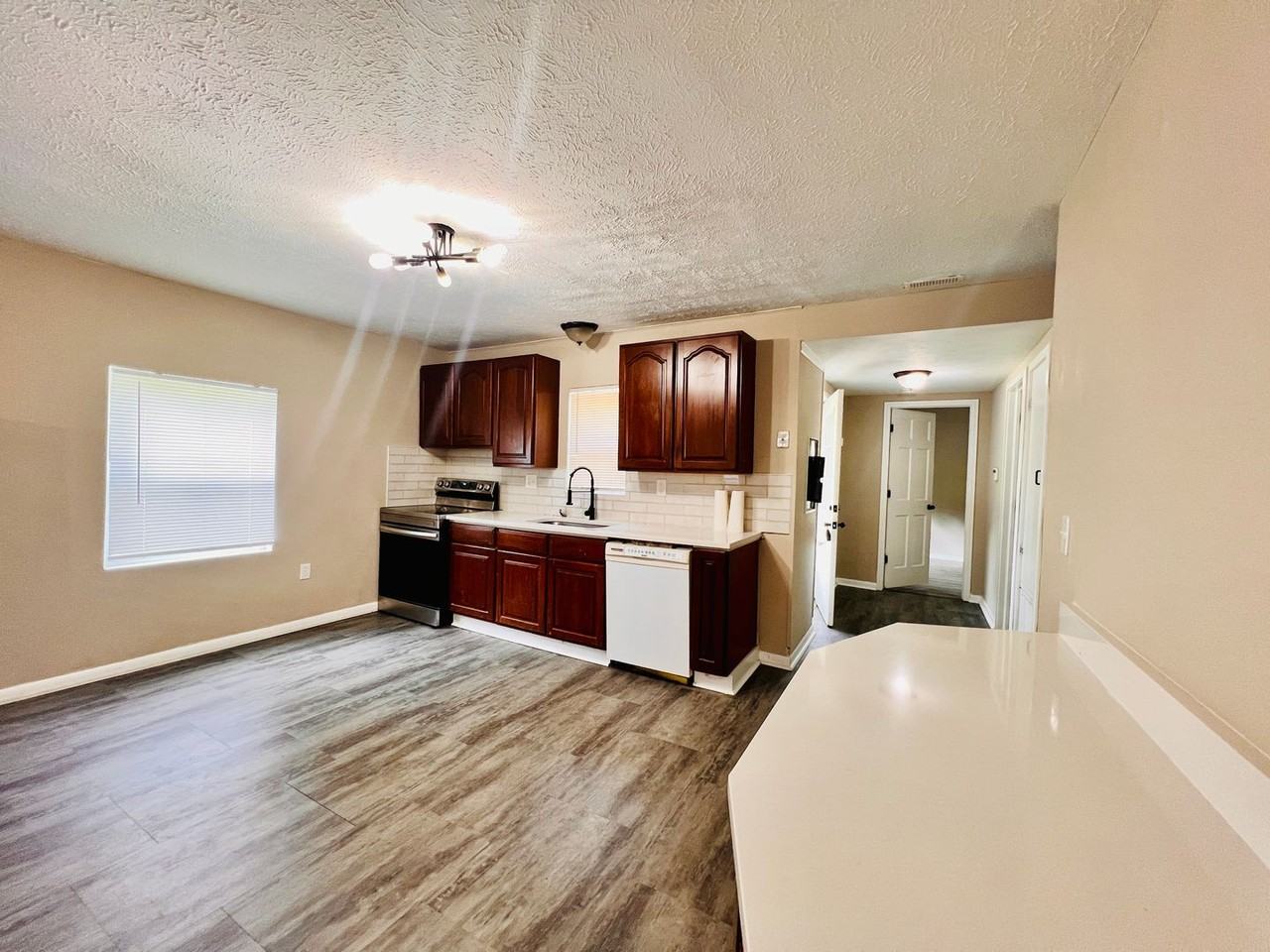 8675 Edson Rd - Photo 2 of 25
