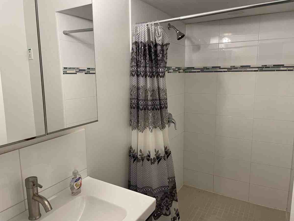 6556 Lanark Street - Photo 3 of 7