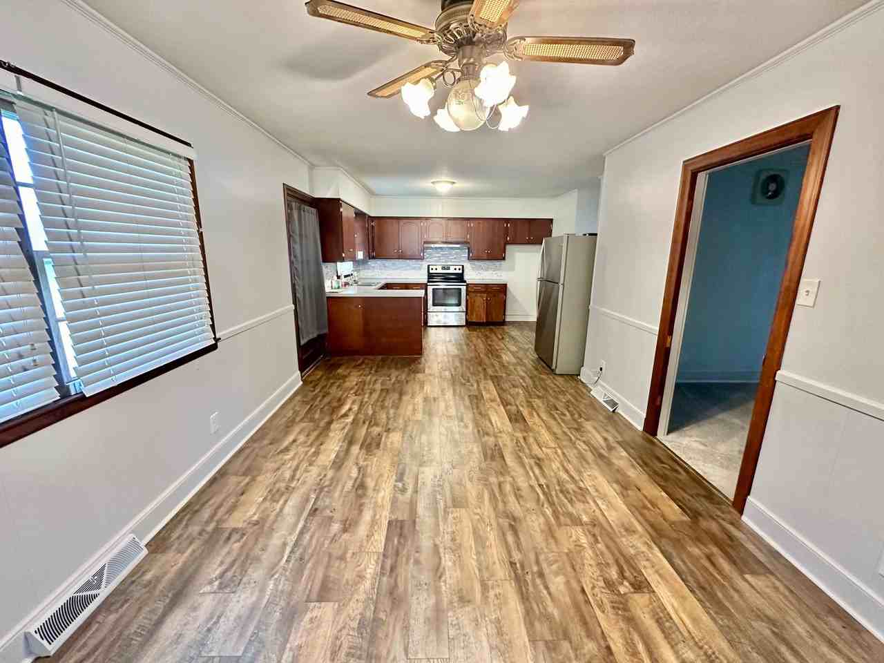 4065 Pinehurst Dr - Photo 2 of 13