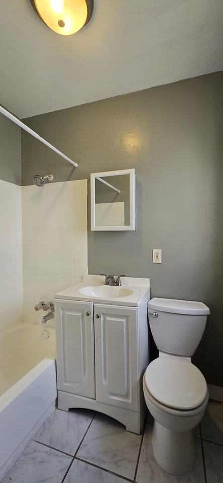 2909 N 17th St - Photo 4 of 7