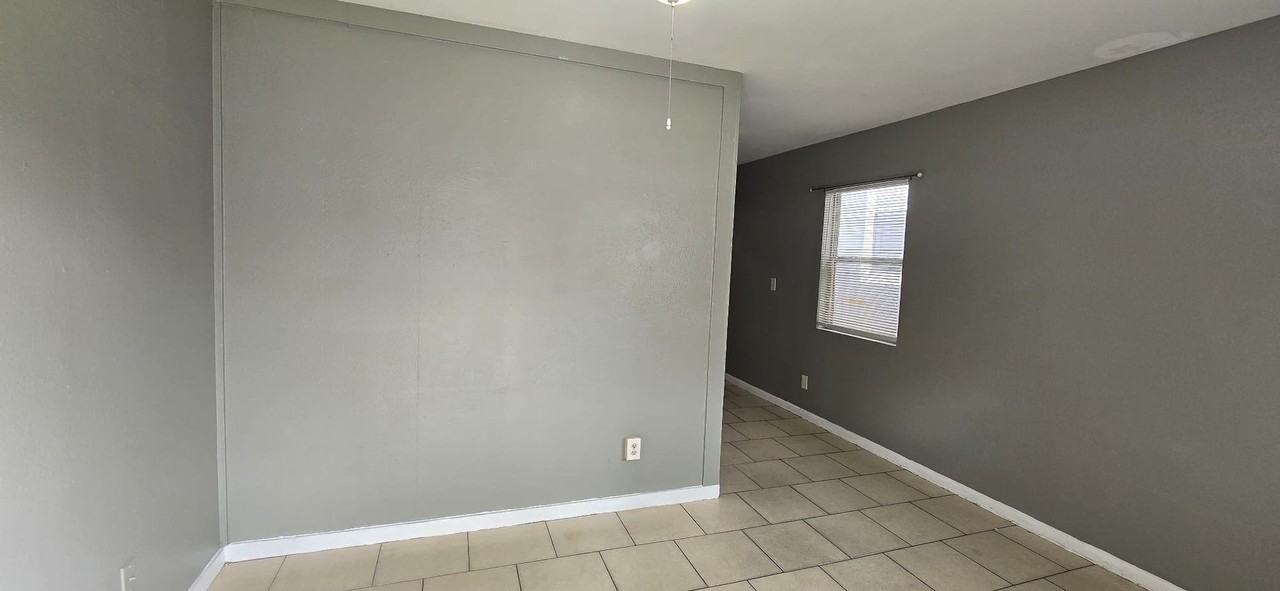 2909 N 17th St - Photo 7 of 7