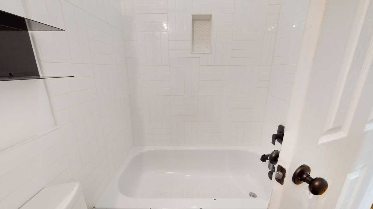 2824 12th St Ne - Photo 5 of 26