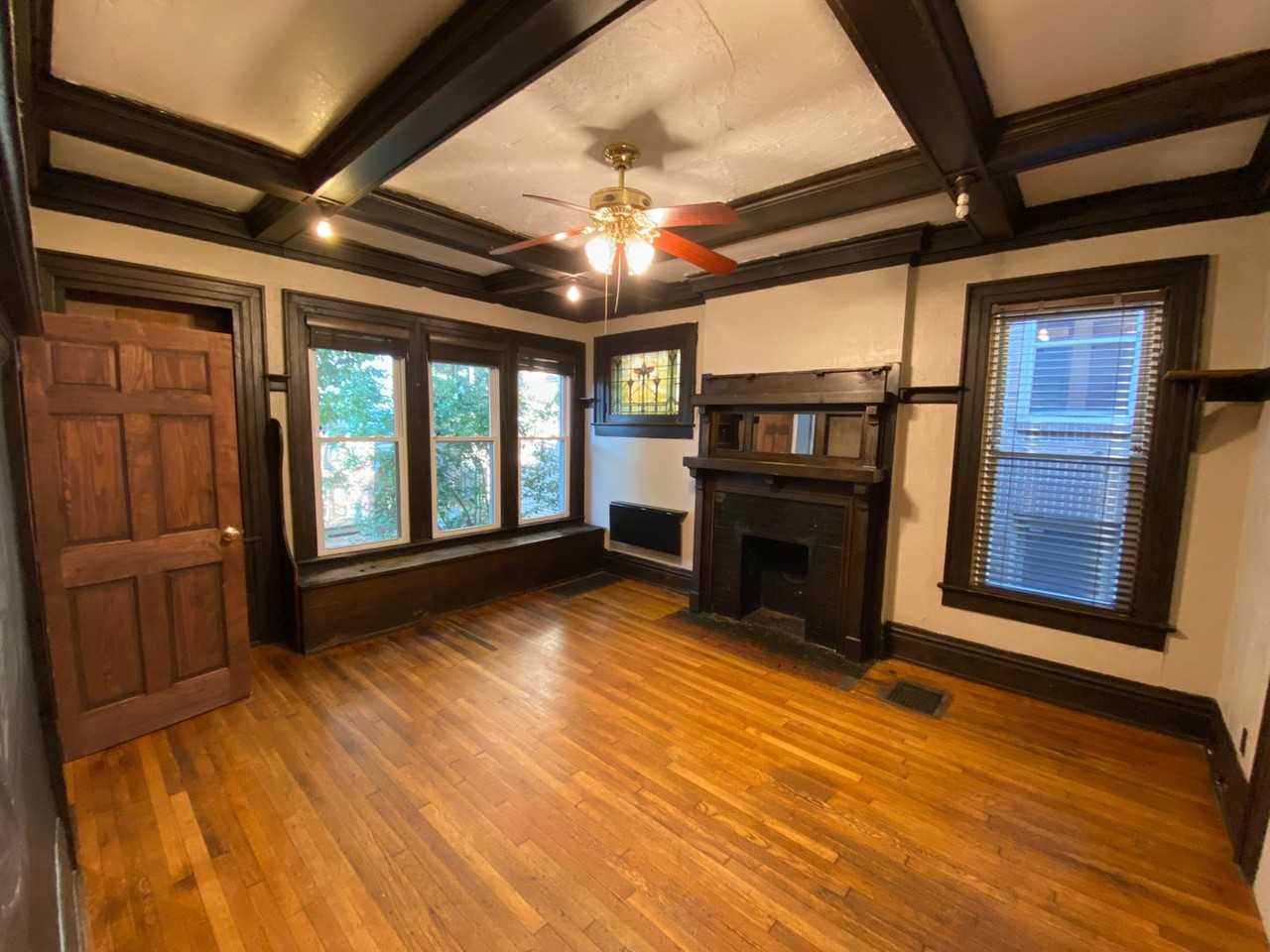 211 E 16th Ave - Photo 5 of 17