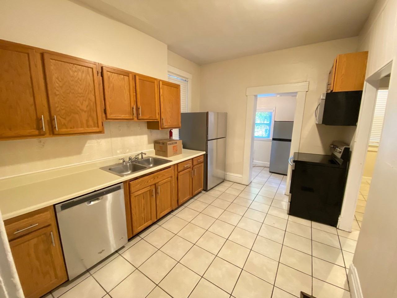 215 E 16th Ave - Photo 7 of 18
