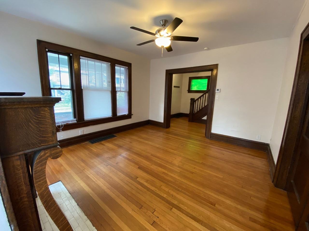 2250 Indianola Ave - Photo 4 of 16