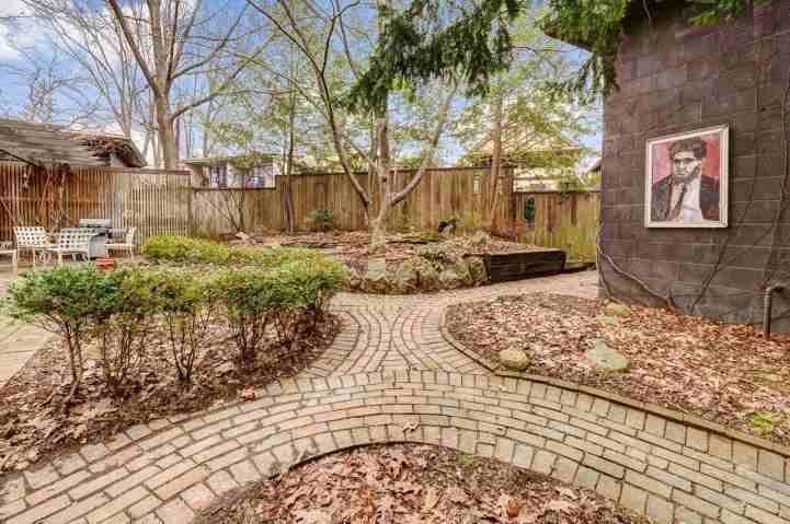 2112 Iuka Ave - Photo 3 of 38