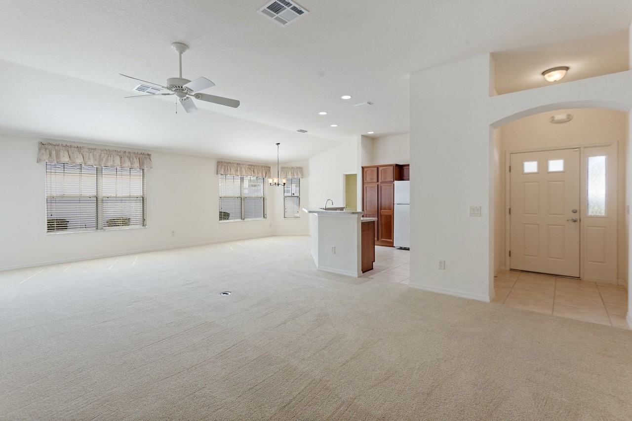 1182 Merryweather Way - Photo 5 of 27