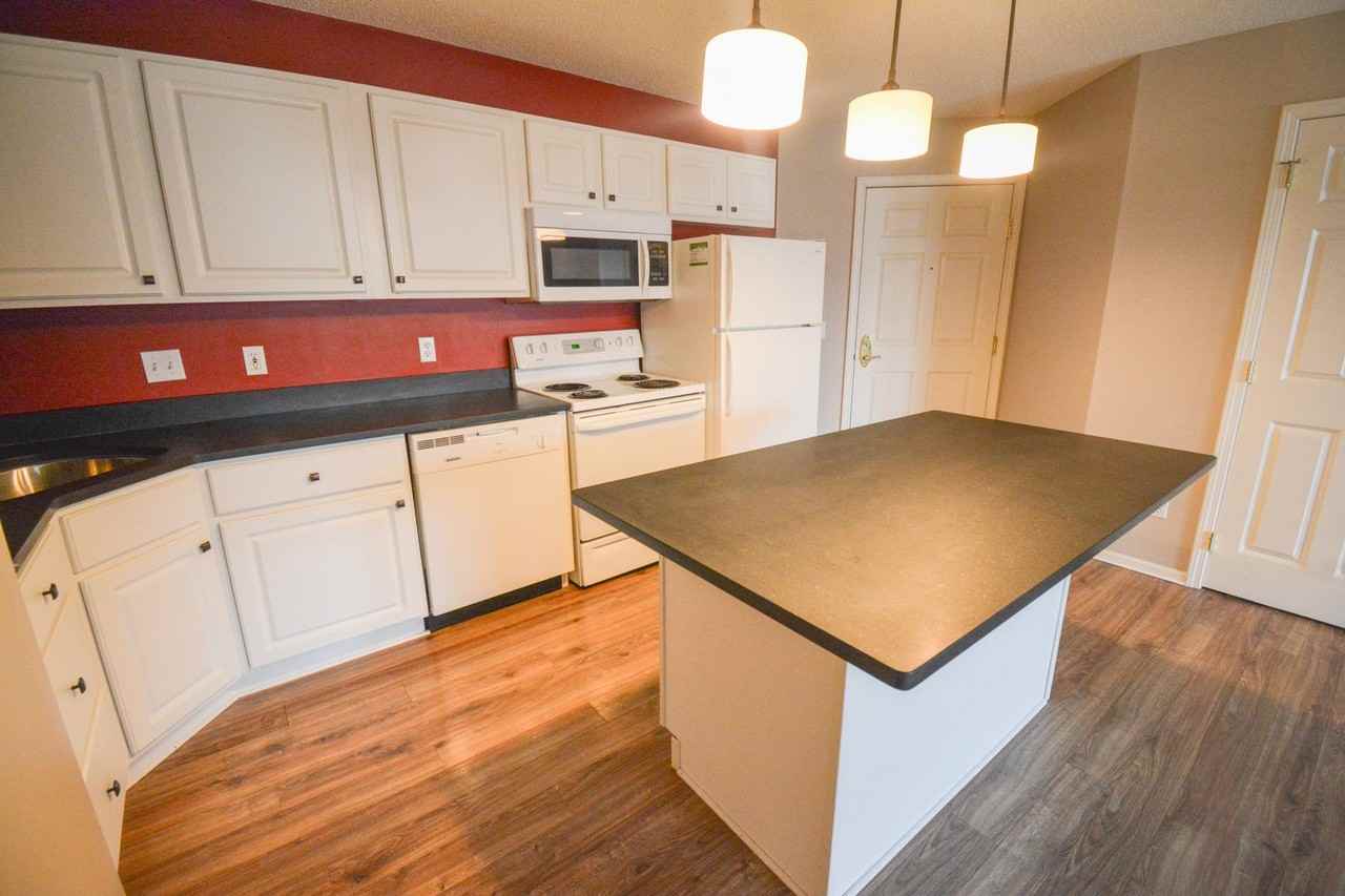 2090 11th Ave Se #C - Photo 2 of 12