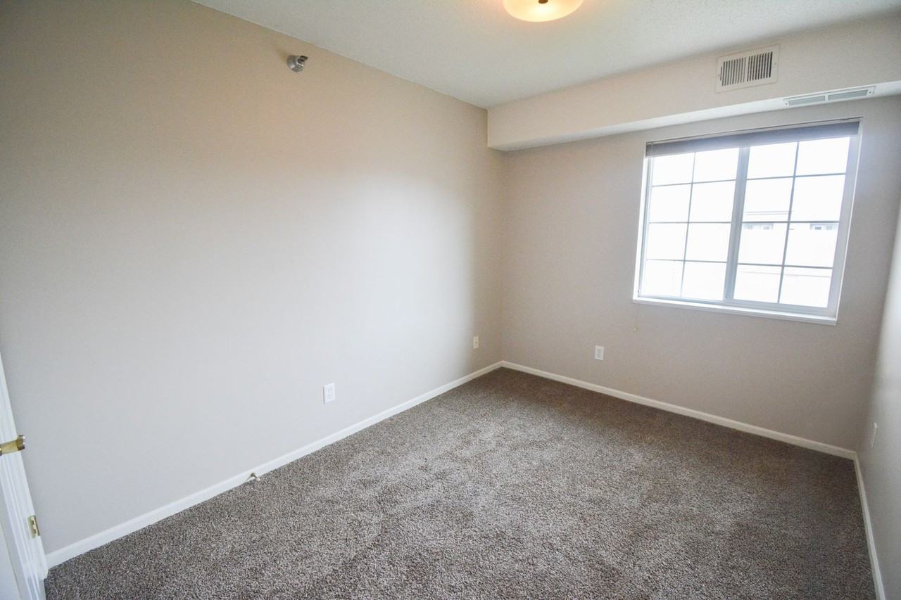 2090 11th Ave Se #C - Photo 6 of 12