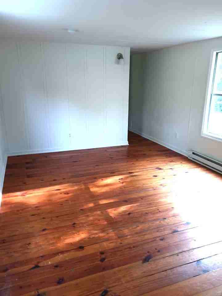 1694 Parkman Ave - Photo 3 of 7