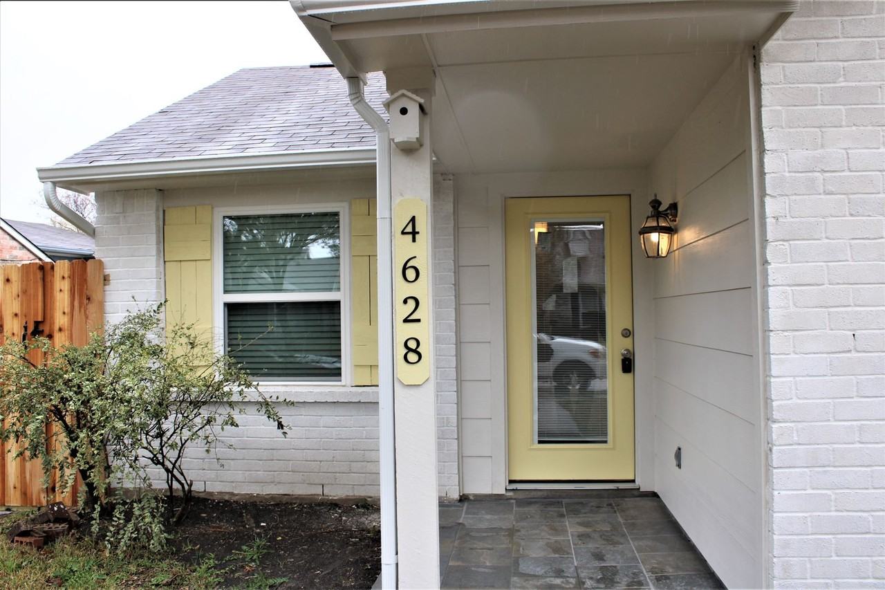 4628 Nervin St - Photo 2 of 34