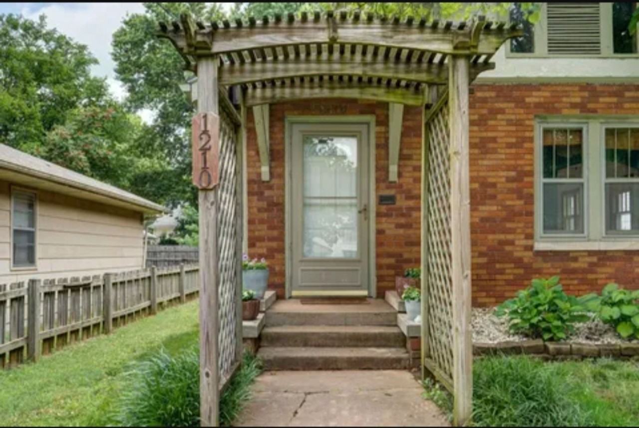 1210 S Jefferson Ave - Photo 4 of 42