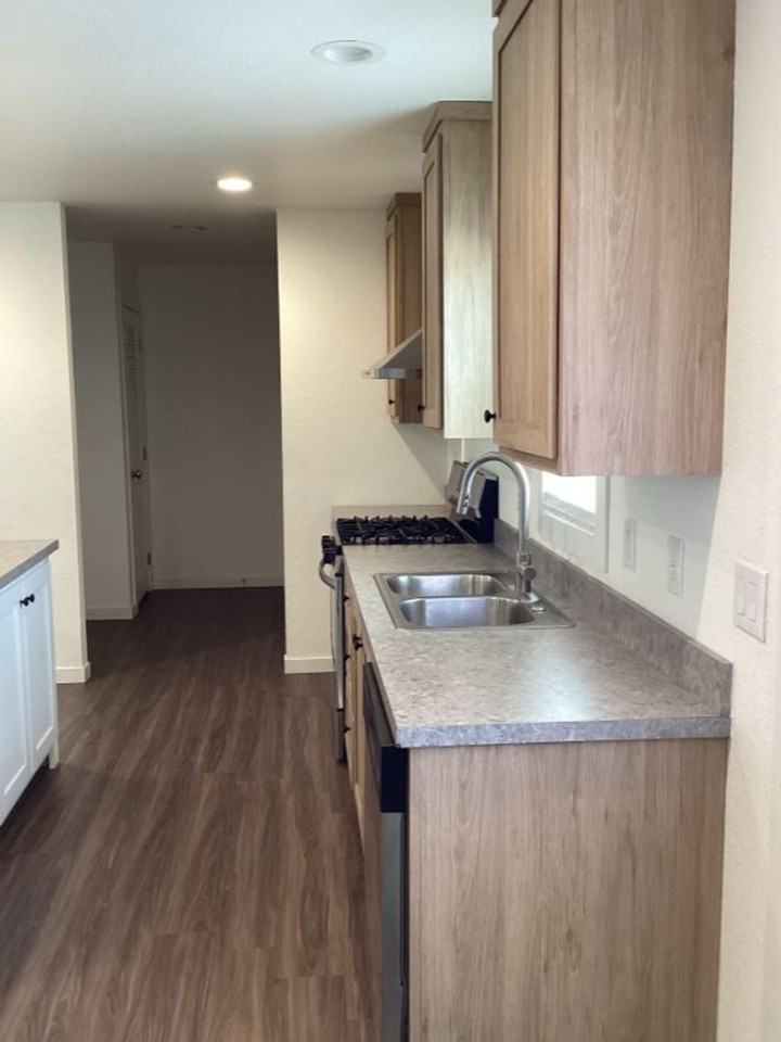 818 S 4575 W - Photo 4 of 23