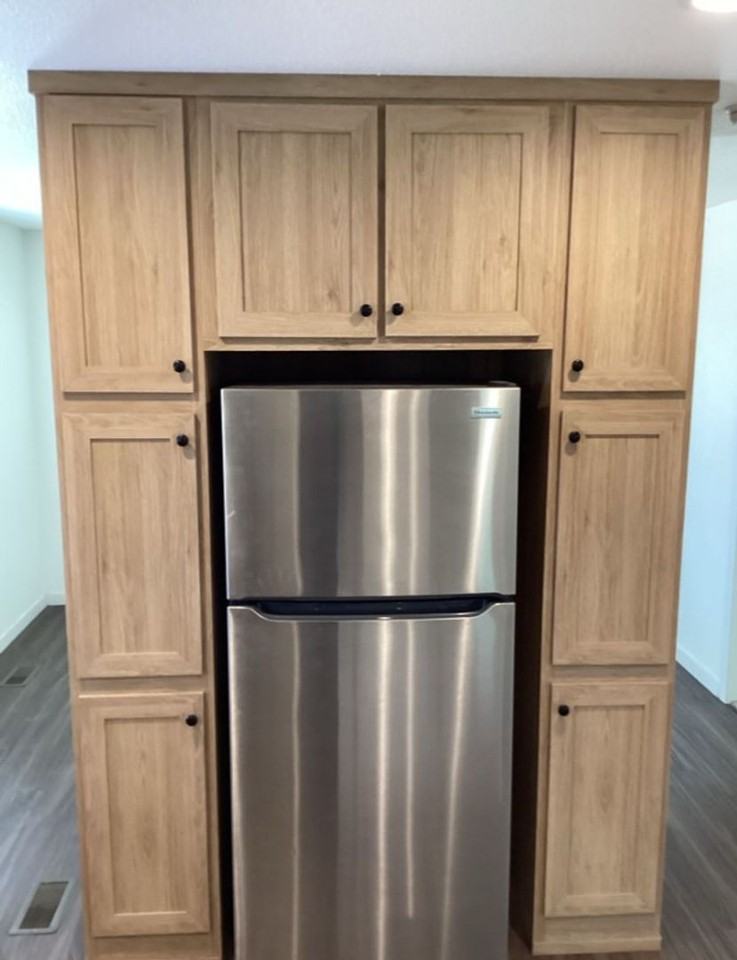 818 S 4575 W - Photo 6 of 23