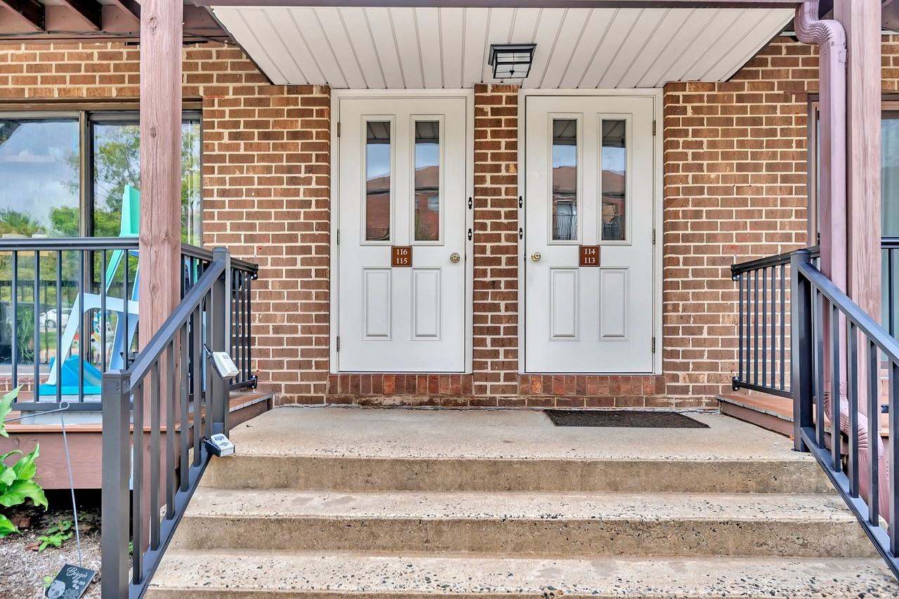 116 Westminster Pl - Photo 3 of 16