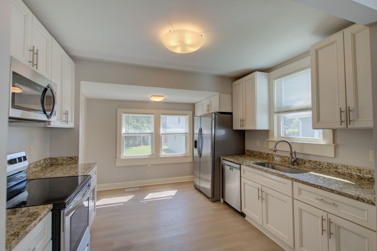 302 Cherokee Rd - Photo 7 of 44