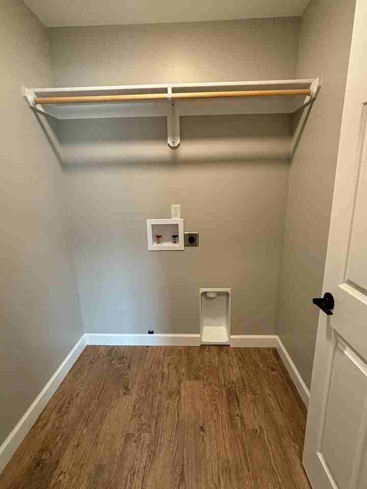 1614 Hill Valley Dr - Photo 3 of 12