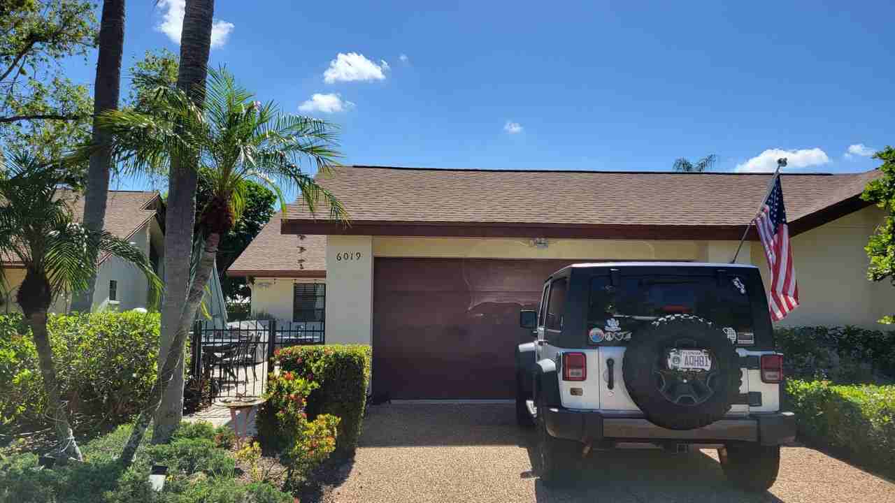 6019 Courtside Dr - Photo 3 of 24