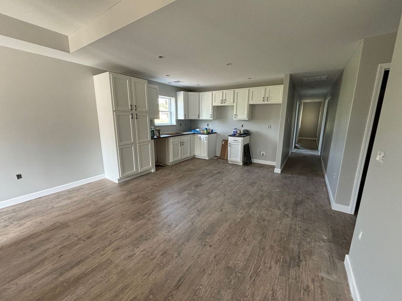 1618 Hill Valley Dr - Photo 2 of 4