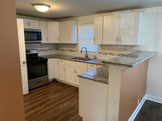 416 Mckinley Ave - Photo 5 of 11