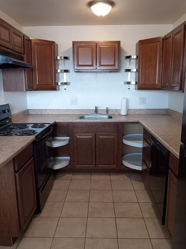 1010 Western Dr #1 - Photo 3 of 10