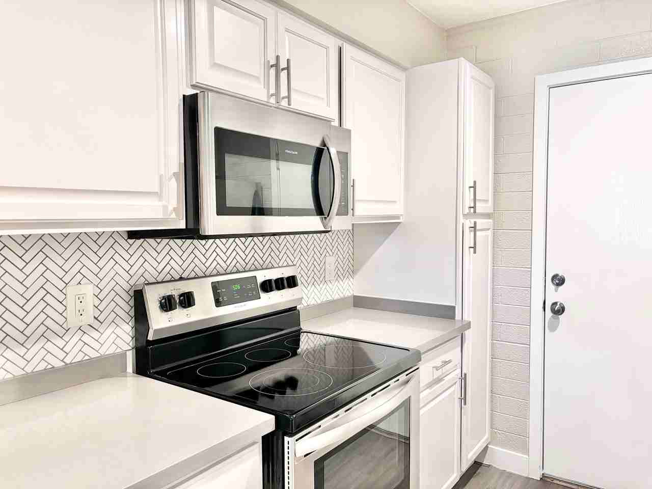 2629 E Turney Ave #3 - Photo 4 of 28