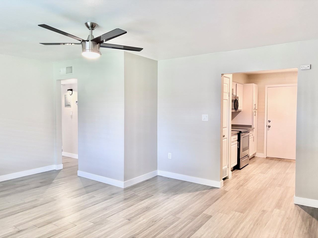 2629 E Turney Ave #3 - Photo 6 of 28