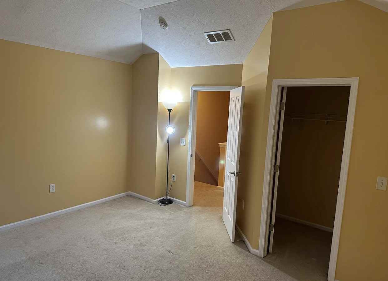 4056 Spectacle Dr #NA - Photo 3 of 15